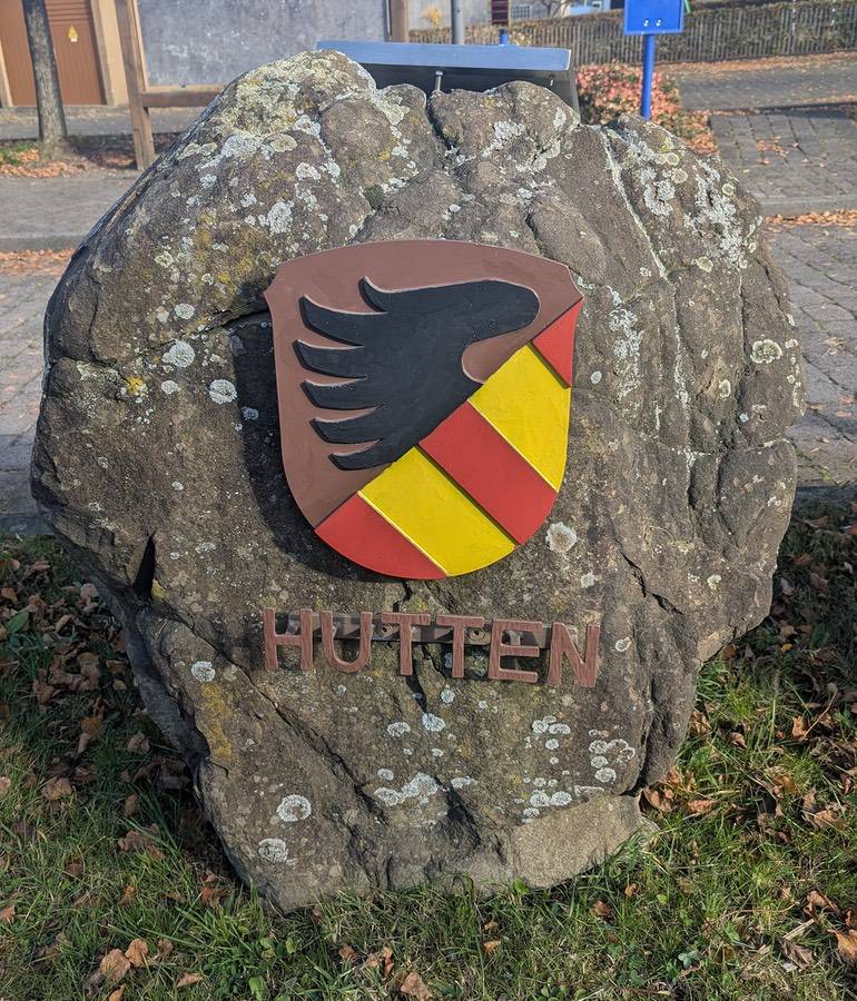 20241026 Hutten Logo Parkplatz